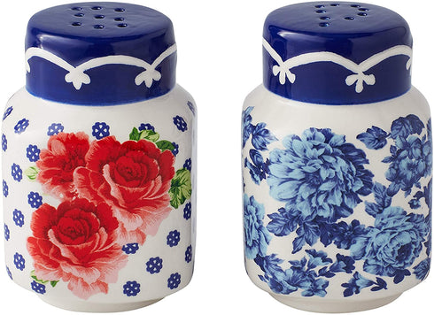 The Pioneer Woman Salt and Pepper shaker set