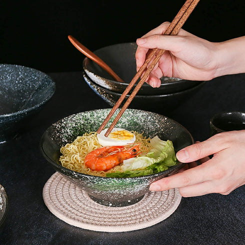 MULAPOH 7 Inch Porcelain Soup Bowls, 24 Ounces Japanese Ramen Noodle Bowl set of 2 for Pho, Udon, Soba and Wonton (Green Pattern)