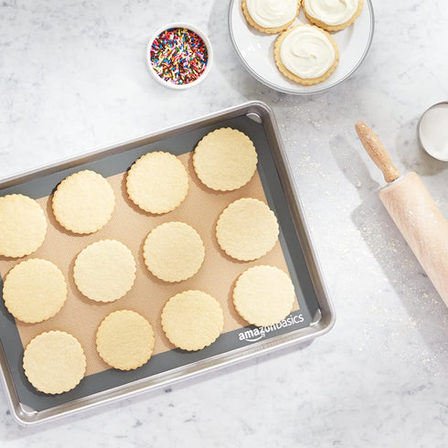 Amazon Basics Silicone, Non-Stick, Food Safe Baking Mat - Pack of 4