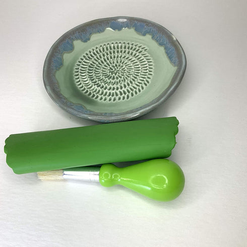 BonCera, All-in-one 4pcs Premium Ceramic Garlic Grater Set - Hand-Made, Green Glazed Design Grater Plate w/Garlic Peeler, Gathering Brush, Display Stand, It's also grating Turmeric, Ginger, and more,