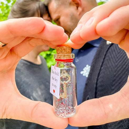 You Hold The Key to My Heart - Romantic Message in a Bottle to Give Boyfriend or Girlfriend - Wish Jar with a Card for Husband or Wife (Key in a bottle, You Hold The Key to My Heart)