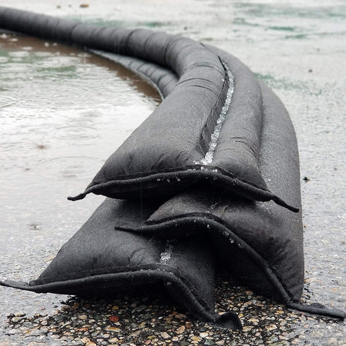 Quick Dam QD65-1 Water-Activated Flood Barrier-5 Feet-1/Pack, 5-ft, Black