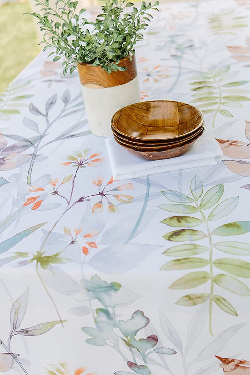 Benson Mills Indoor-Outdoor Spillproof Fabric Tablecloth for Spring/Summer/Party/Picnic (70" Round, Botanica)
