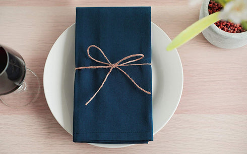 AMOUR INFINI Cotton Napkins | 12 Pack | 18 x 18 Inch | 100% Ring Spun Premium Cotton | Perfect for Restaurants, Events and Dinner Napkins | Highly Absorbent Cloth Napkins | Blue