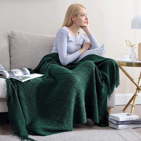 Walensee Throw Blanket for Couch, 50 x 60 Forest Green, Acrylic Knit Woven Summer Blanket, Lightweight Decorative Soft Nap Throw with Tassel for Chair Bed Sofa Travel Picnic, Suitable for All Seasons