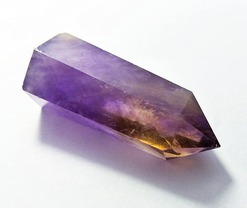 Amethyst Healing Crystal Wand Pointed & Faceted Prism Bar for Reiki Chakra Meditation Therapy Deco, Small gemstomes are Gifts (Colors May Vary Due Natural Properties)