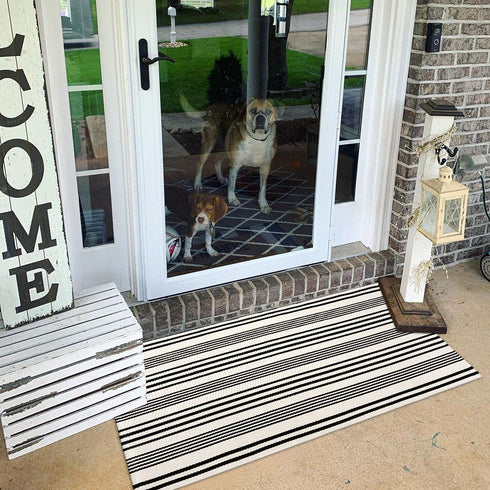 Black and White Striped Outdoor Rug Runner, 2™x4.3™ Cotton Hand-Woven Reversible Front Porch Rug Washable Front Door Mat Entryway Rug Welcome Layered Doormat Carpet for Farmhouse Kitchen Laundry Room