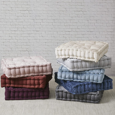 Intelligent Design Azza Floor Pillow Square Pouf Chenille Tufted with Scalloped Edge Design Hypoallergenic Bench/Chair Cushion, 20"x20"x5", Blush