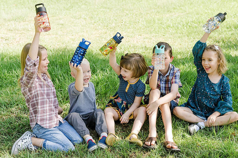 Simple Modern Kids Water Bottle Plastic BPA-Free Tritan Cup with Leak Proof Straw Lid |Reusable and Durable for Toddlers, Boys, Girls | Summit Collection | 12oz, Dinosaurs