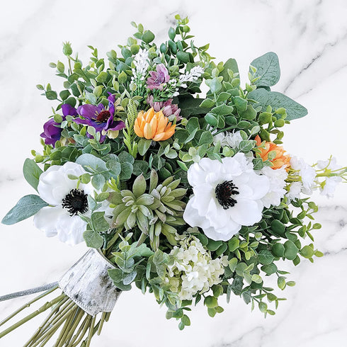 Winlyn 20 Pcs Mixed Eucalyptus Leaves Stems Bulk Artificial Oval Eucalyptus Leaves with White Seeds Stems and Eucalyptus Leaves Sprays for Vase Floral Wreath Bouquets Wedding Greenery Decoration