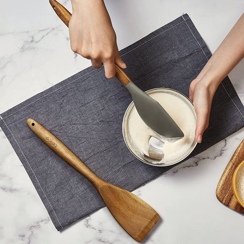 5 Piece Natural Acacia Hard Wood Kitchen Cooking Utensils, Silicone Spoon and Spatula, Slotted Turner, Flat Turner, Corner Spoon €¦
