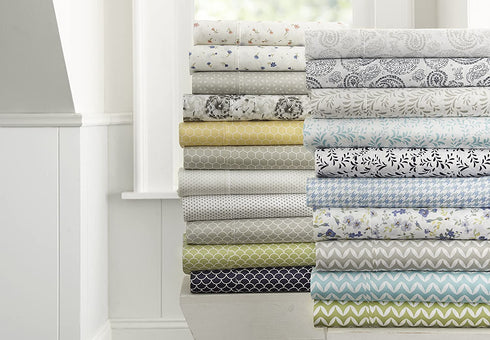Linen Market 4 Piece Patterned Sheet Set, Queen, Burst of Vines Navy