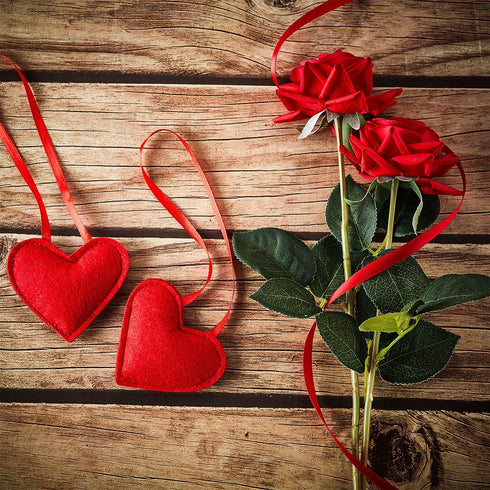 WILLBOND 30 Pieces Valentines Hanging Felt Heart Ornaments Red Felt Heart Christmas Ornaments for Wedding Valentine Party Decoration