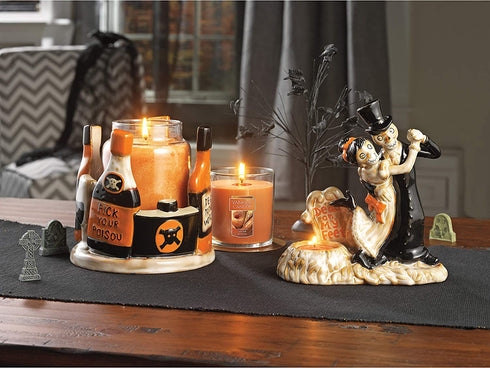 Yankee Candle Small Tumbler Jar Sugar & Spice Scented Premium Paraffin Grade Candle Wax with up to 55 Hour Burn Time