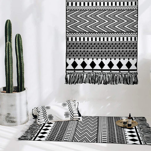iOhouze Boho Bathroom Rug with Tassel, 2'x3', 100% Woven Black Geometric Rug Fully Reversible, Cotton Machine Washable Boho Outdoor Rug for Kitchen Bedroom Living Room Laundry Entry Doorway