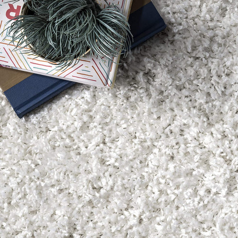 nuLOOM Marleen Contemporary Shag Area Rug, 3 ft 2 in x 5 ft, White