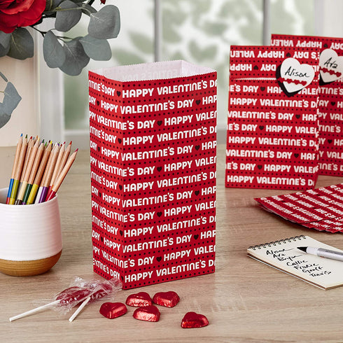 Hallmark Valentines Party Favor and Wrapped Treat Bags (15 Ct, Red, Happy Valentine's Day) for Classroom Parties, Sack Lunches and More, Small