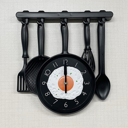Kitchen Decorative Frying Pan Wall Mounted Clock with Fried Egg for Dinning Hall Restaurant Café TPCA54336-P