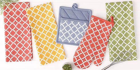 DII Lattice Basics Collection Kitchen Essentials, Oven Mitt & Potholder Set, Honey Gold, 2, Piece