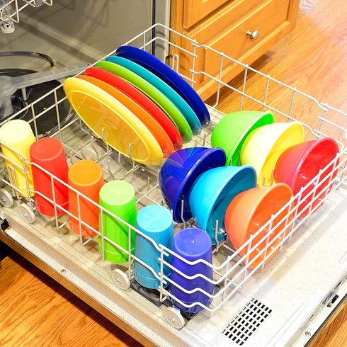 Youngever 18 Piece Plastic Kitchen Dinnerware Set, Plates, Dishes, Bowls, Cups, Service for 6 (Rainbow Colors)