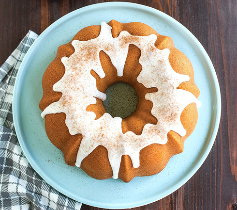 Nordic Ware 51322 Bundt Pan, 6-cup, Red