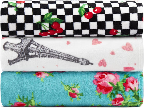 Betsey Johnson Home | Plush Collection | Throw - Ultra-Soft & Cozy Fleece, Lightweight & Luxuriously Warm, Perfect for Bed or Couch, Bouquet Day