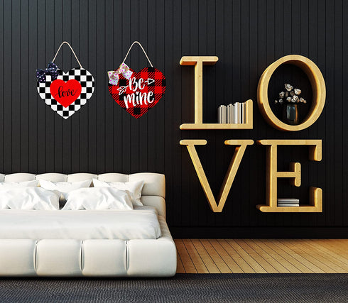 CYNOSA Valentines Day Door Sign Front Door Decorations Black and White Buffalo Plaid Heart Love Hanging Sign Printed Wooden Door Hanger Wreath Outdoor Wall Decor