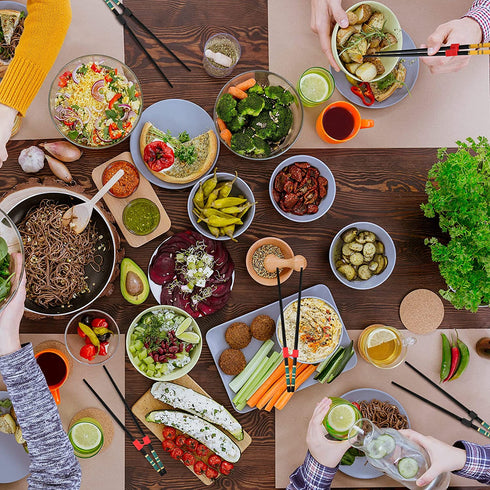 10 Pieces Reusable Chopstick Helpers Training Chopsticks Hinges Connector Reusable Plastic Training Chopstick for Adults Kids Beginner Trainers (Red, Black)