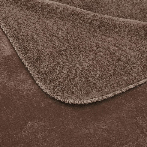 Amazon Basics Fuzzy, Micro Plush Fleece Blanket, All Seasons -Twin, Brown