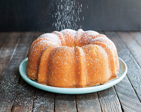 Nordic Ware 51322 Bundt Pan, 6-cup, Red