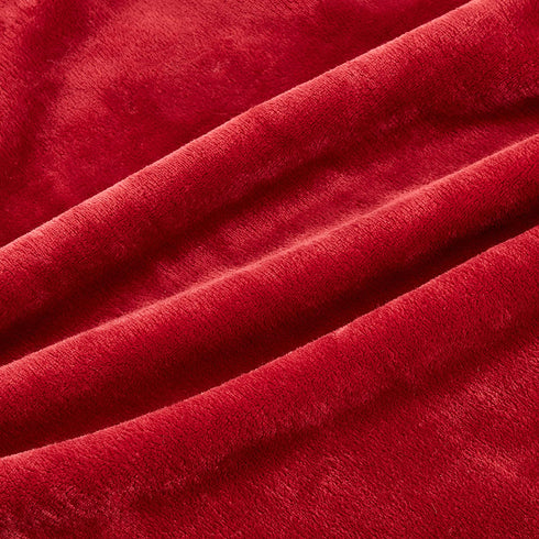 Amazon Basics Fuzzy, Micro Plush Fleece Blanket, All Seasons - Twin, Red