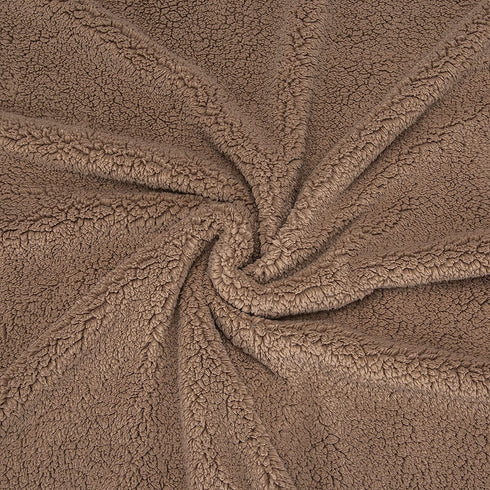 Amazon Basics Fuzzy Faux Fur Sherpa Throw Blanket, 50"x60" - Light Brown